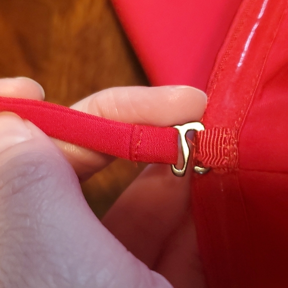 EUC Chelsea 28 Red Dress - Picture 7 of 8